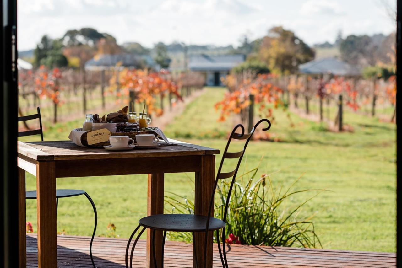 Hotel Tuileries At De Bortoli Rutherglen Exterior foto