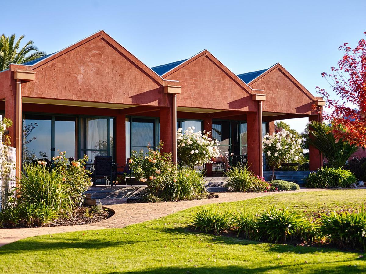 Tuileries At De Bortoli Rutherglen Exterior foto